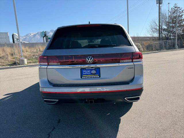 2026 Volkswagen Atlas SE with Technology