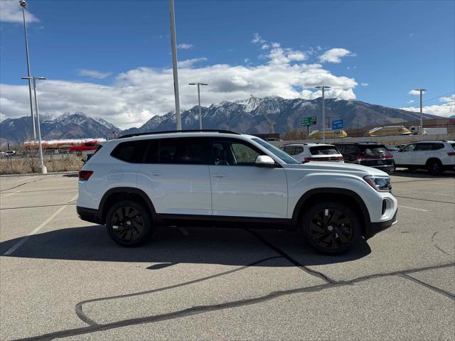 2026 Volkswagen Atlas SE with Technology