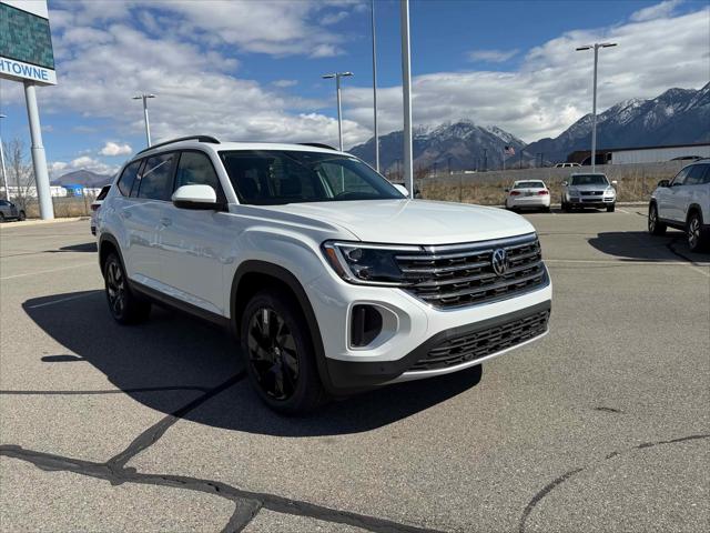 2026 Volkswagen Atlas SE with Technology