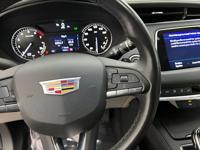 2023 Cadillac XT4 AWD Premium Luxury