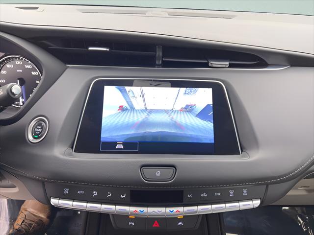 2023 Cadillac XT4 AWD Premium Luxury