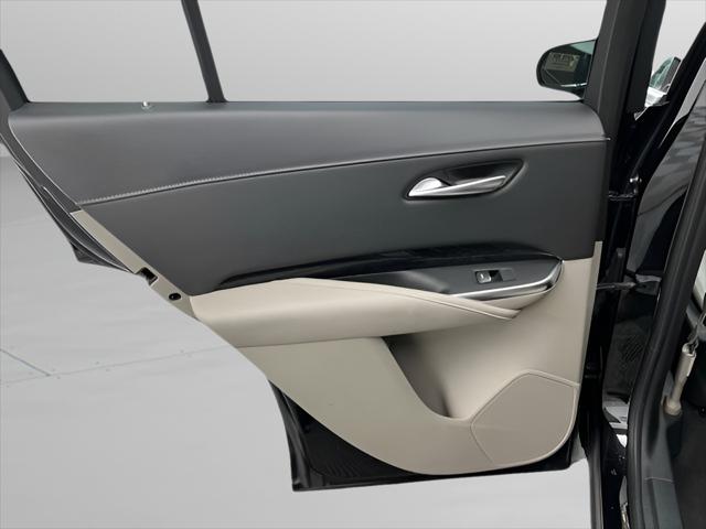 2023 Cadillac XT4 AWD Premium Luxury