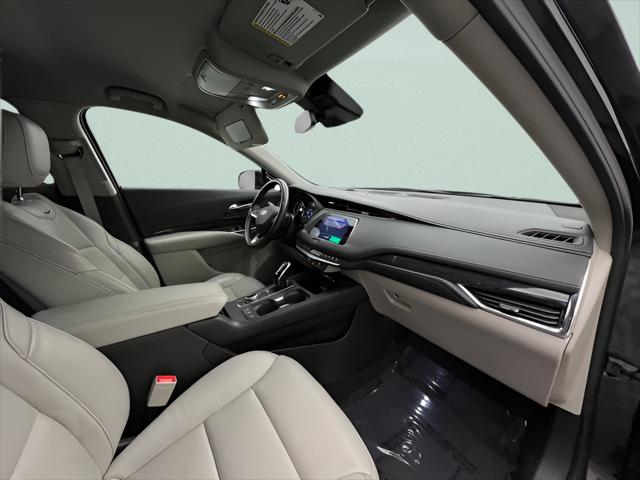 2023 Cadillac XT4 AWD Premium Luxury