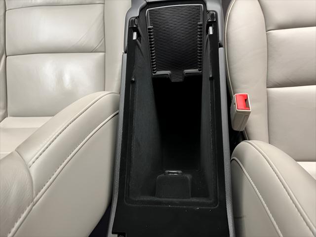 2023 Cadillac XT4 AWD Premium Luxury