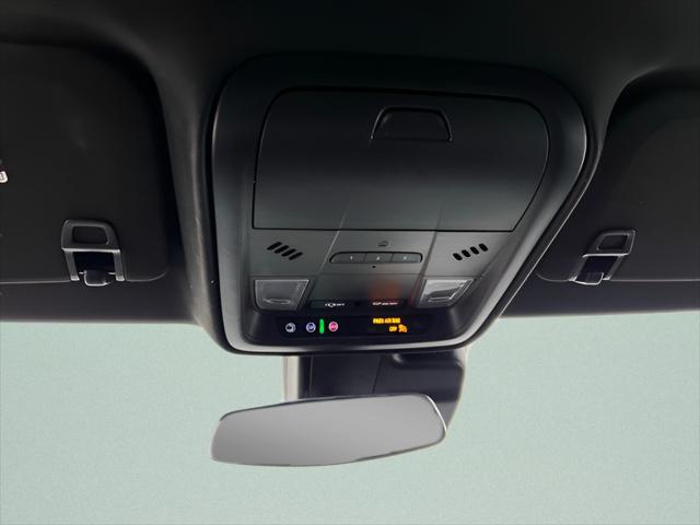 2023 Cadillac XT4 AWD Premium Luxury