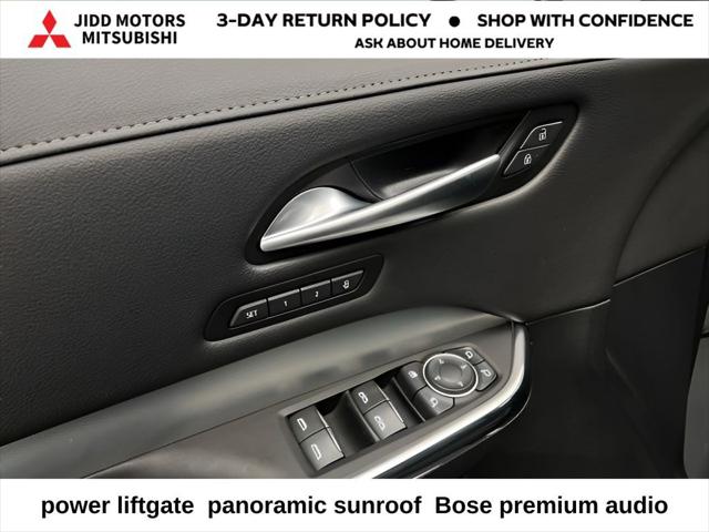 2023 Cadillac XT4 AWD Premium Luxury