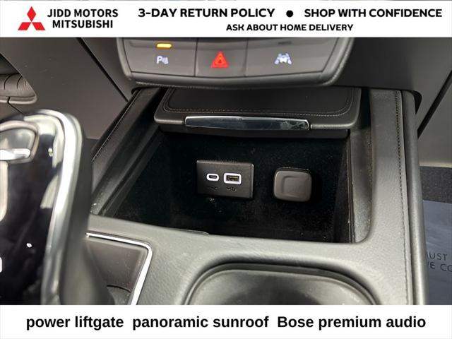 2023 Cadillac XT4 AWD Premium Luxury