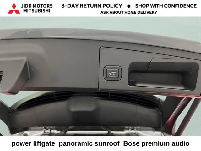 2023 Cadillac XT4 AWD Premium Luxury