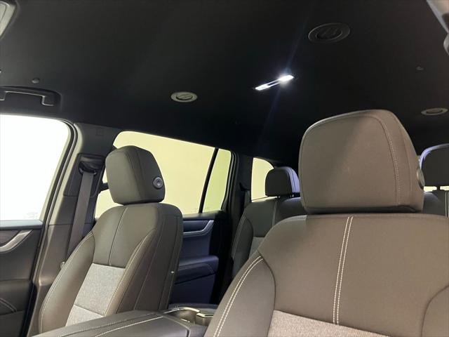 2026 GMC Acadia Elevation FWD
