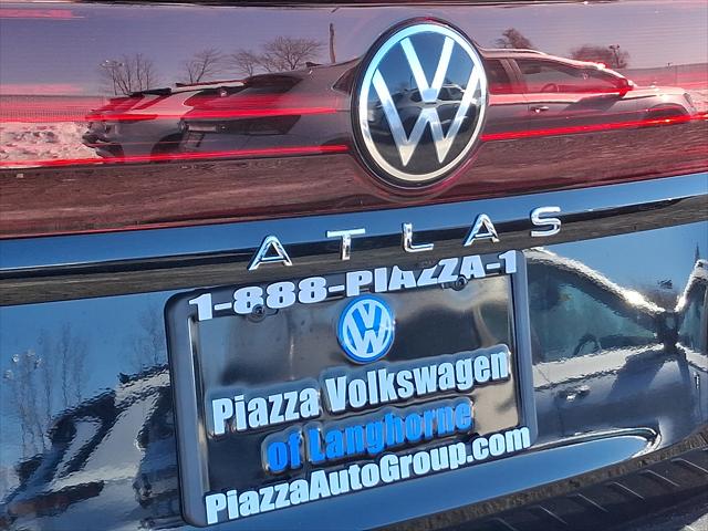 2026 Volkswagen Atlas Peak Edition