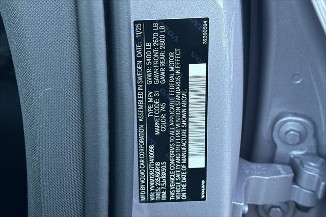 2026 Volvo XC60 B5 Core