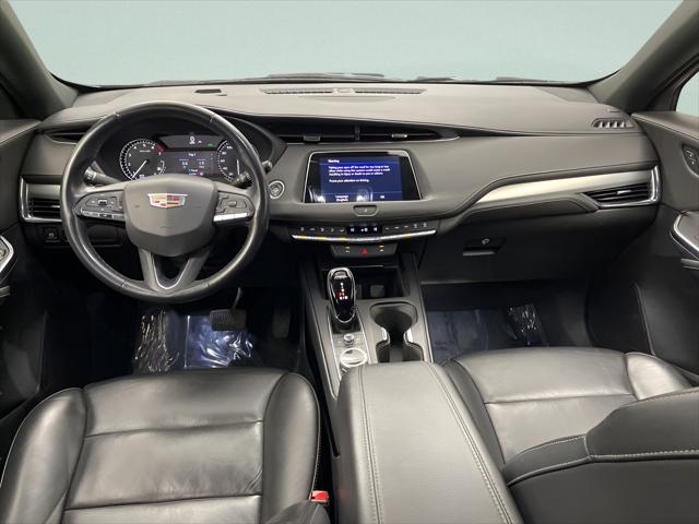 2023 Cadillac XT4 AWD Premium Luxury