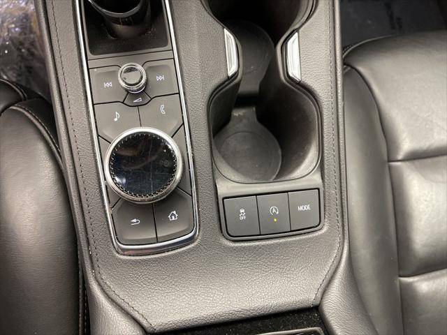 2023 Cadillac XT4 AWD Premium Luxury