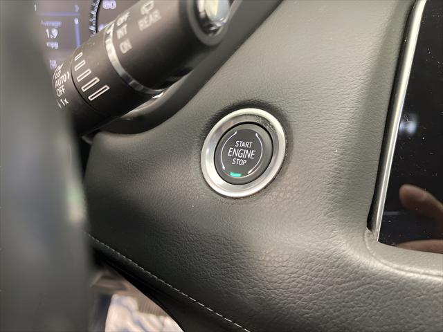 2023 Cadillac XT4 AWD Premium Luxury