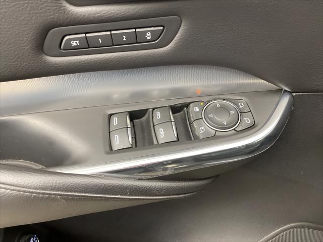 2023 Cadillac XT4 AWD Premium Luxury