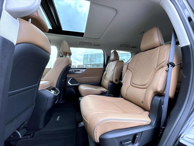 2026 INFINITI QX80 LUXE AWD