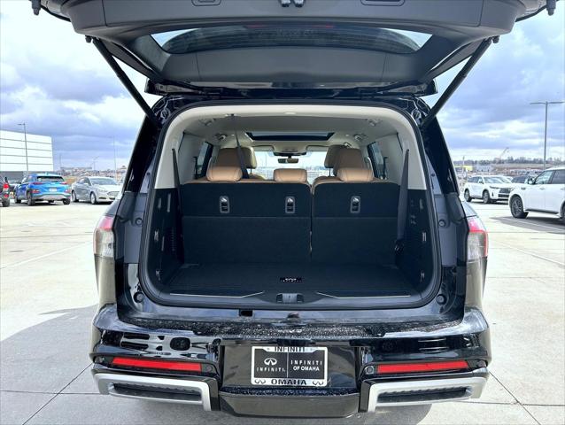 2026 INFINITI QX80 LUXE AWD