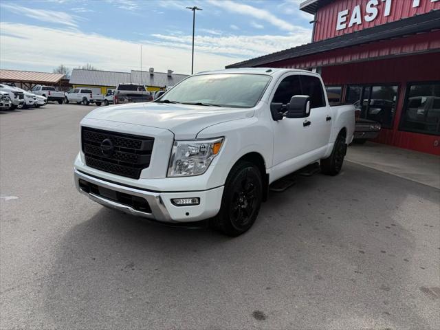 2021 Nissan Titan Crew Cab SV 4x4