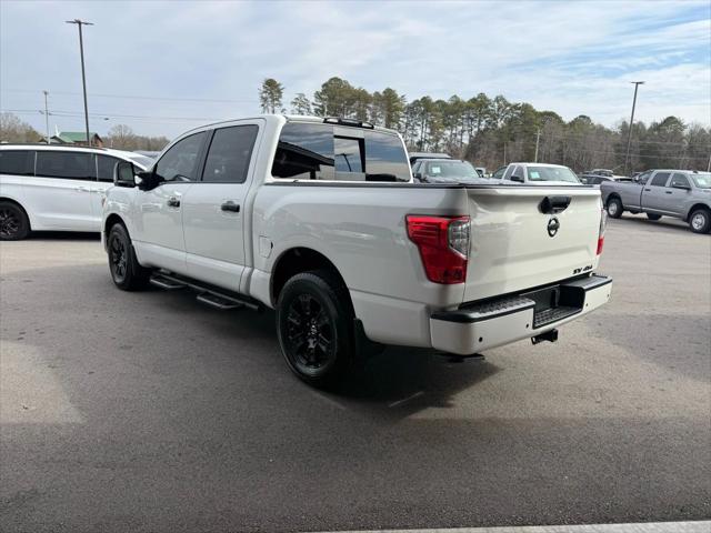 2021 Nissan Titan Crew Cab SV 4x4