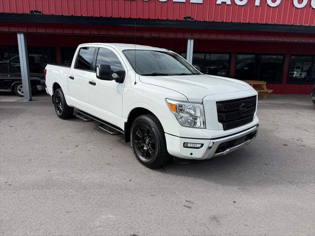 2021 Nissan Titan Crew Cab SV 4x4 for sale in Athens, TN