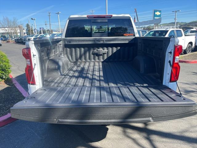 2026 Chevrolet Silverado 1500 4WD Crew Cab Short Bed RST