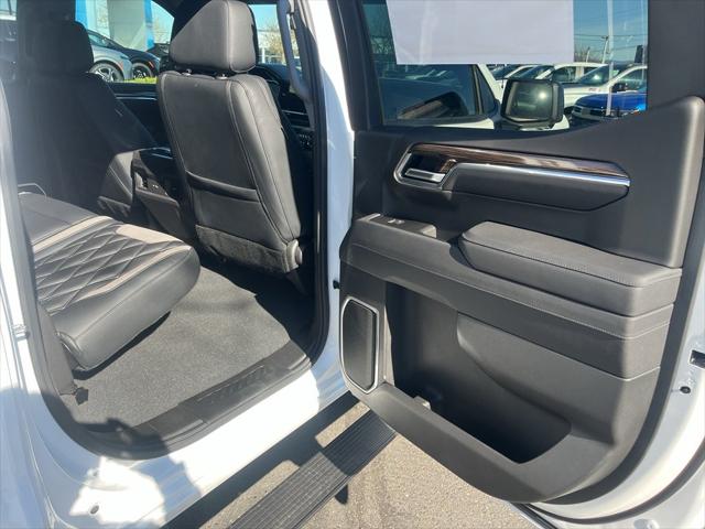 2026 Chevrolet Silverado 1500 4WD Crew Cab Short Bed RST