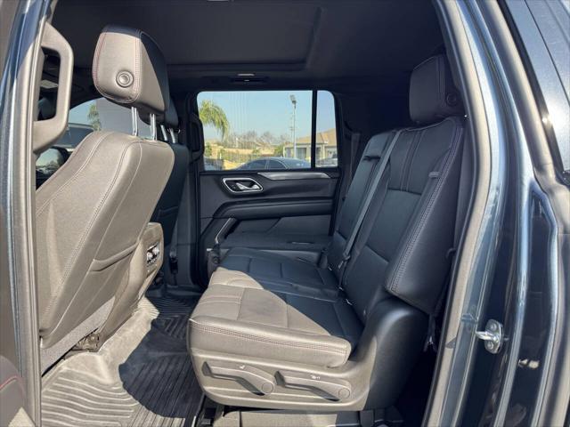2021 Chevrolet Suburban 2WD RST