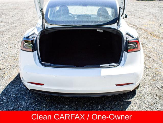 2022 Tesla Model 3 Rear-Wheel Drive