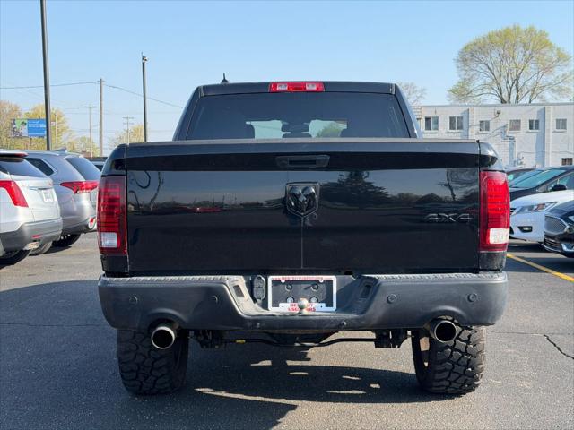 2022 Ram 1500 Classic Warlock Crew Cab 4x4 5'7" Box