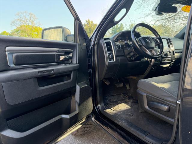 2022 Ram 1500 Classic Warlock Crew Cab 4x4 5'7" Box