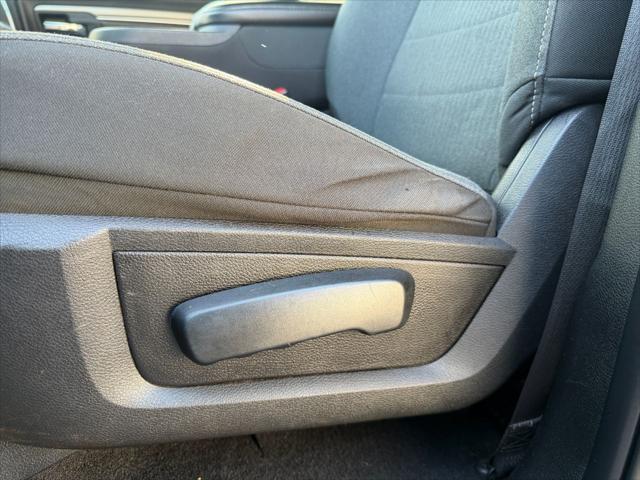 2022 Ram 1500 Classic Warlock Crew Cab 4x4 5'7" Box