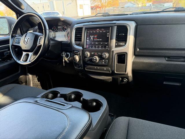 2022 Ram 1500 Classic Warlock Crew Cab 4x4 5'7" Box