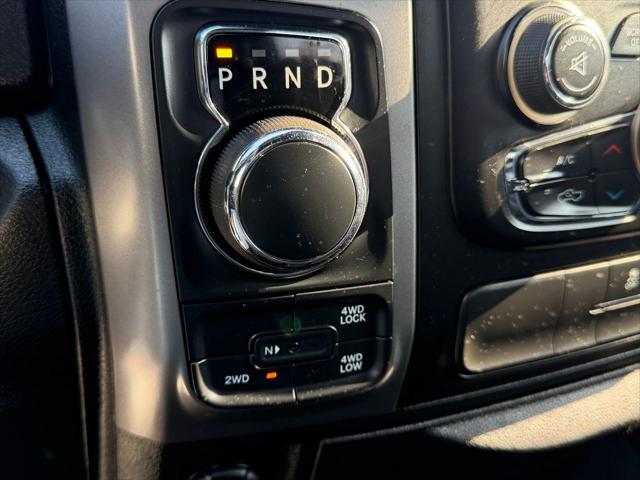 2022 Ram 1500 Classic Warlock Crew Cab 4x4 5'7" Box