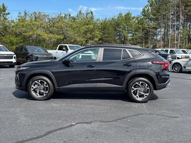 2025 Chevrolet Trax FWD LT