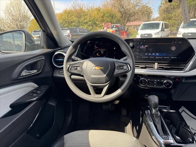 2025 Chevrolet Trax FWD LT