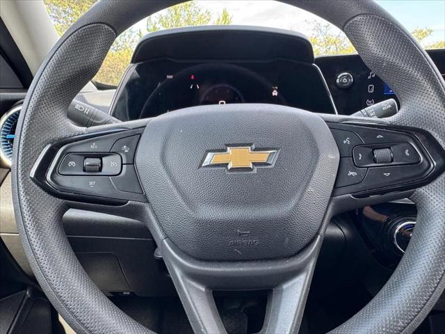 2025 Chevrolet Trax FWD LT