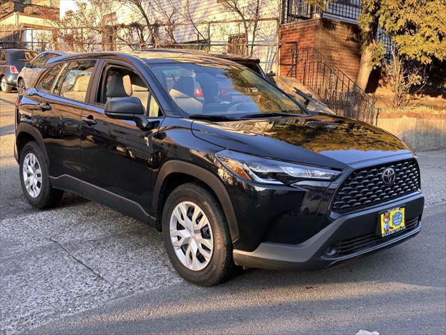 2024 Toyota Corolla Cross L [6]