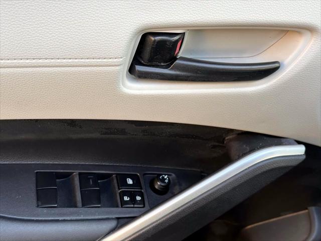 2024 Toyota Corolla Cross L [12]