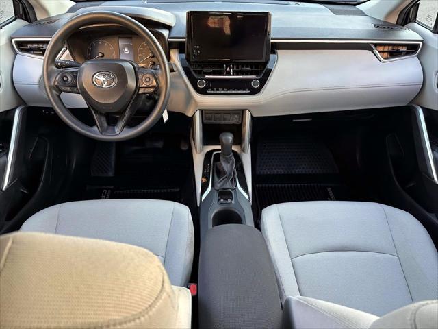 2024 Toyota Corolla Cross L [16]