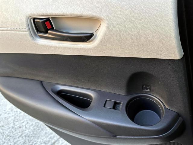 2024 Toyota Corolla Cross L [20]