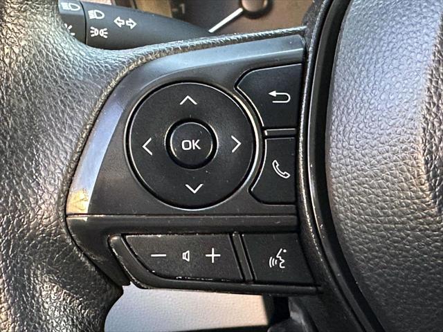 2024 Toyota Corolla Cross L [21]