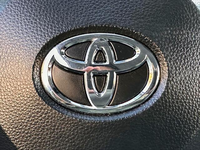 2024 Toyota Corolla Cross L [23]