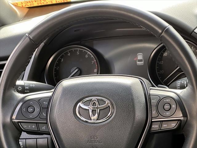 2024 Toyota Camry SE Nightshade [18]