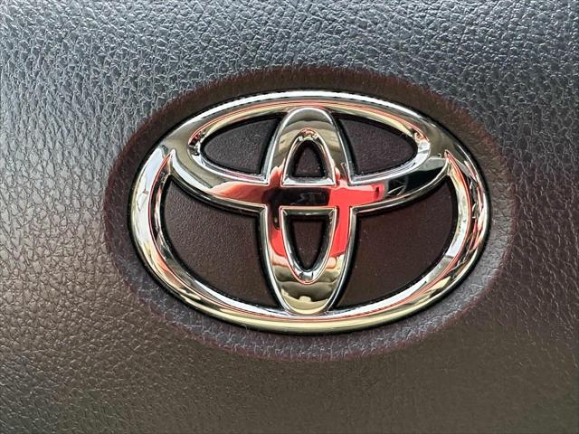 2024 Toyota Camry SE Nightshade [24]