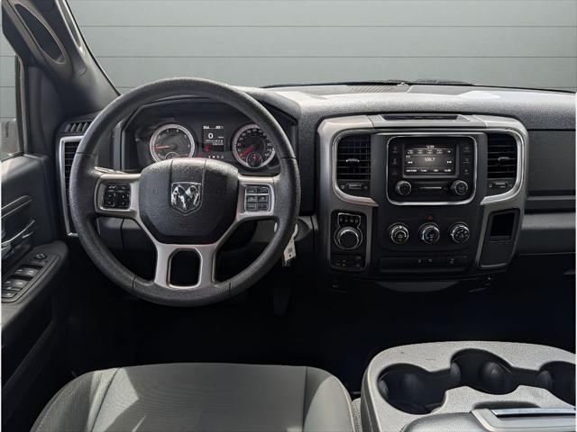 2024 Ram 1500 Classic Warlock Crew Cab 4x4 5'7" Box