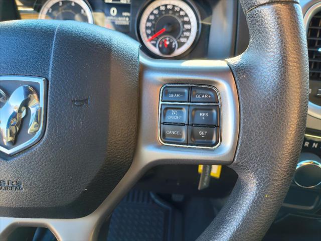 2024 Ram 1500 Classic Warlock Crew Cab 4x2 5'7" Box