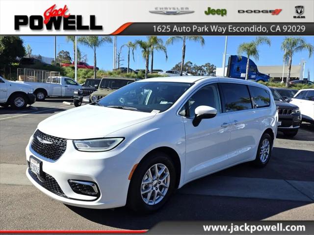 2023 Chrysler Pacifica Touring L for sale in Escondido, CA