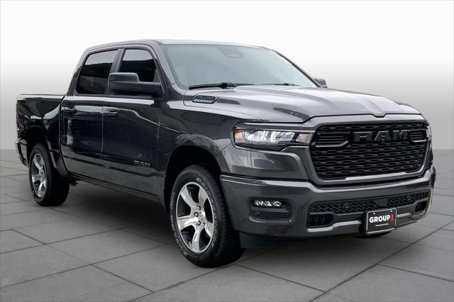 2026 Ram 1500 Express Crew Cab 4x2 5'7" Box