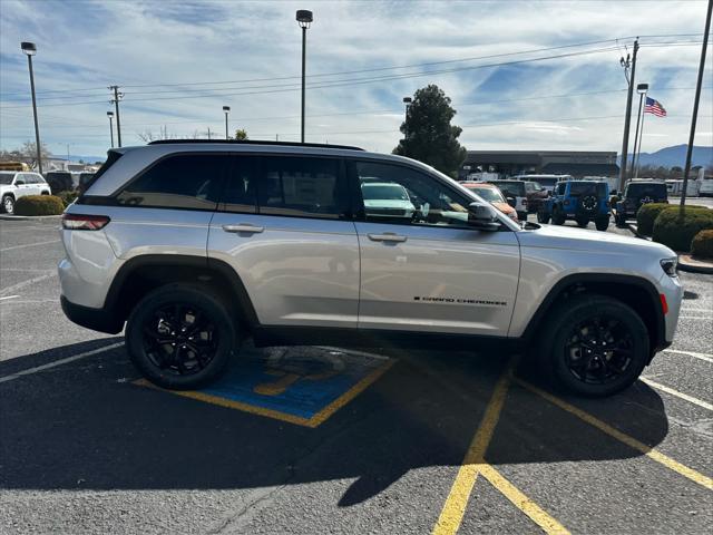 2026 Jeep Grand Cherokee Altitude 4x4