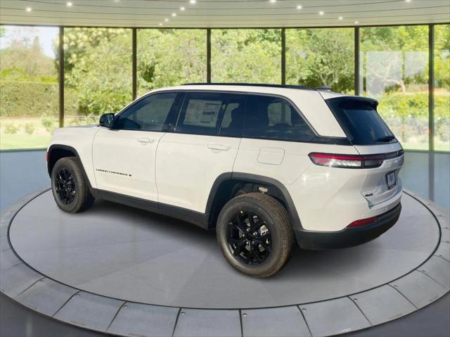 2026 Jeep Grand Cherokee Altitude 4x4